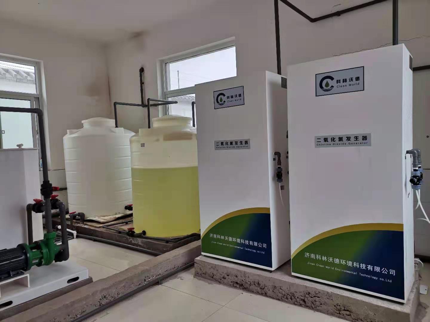 二氧化氯發(fā)生器的控制系統(tǒng)可以根據(jù)水質(zhì)的變化自動(dòng)調(diào)整比例